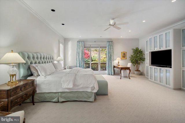 8917 HARVEST SQUARE CT, Potomac, MD 20854