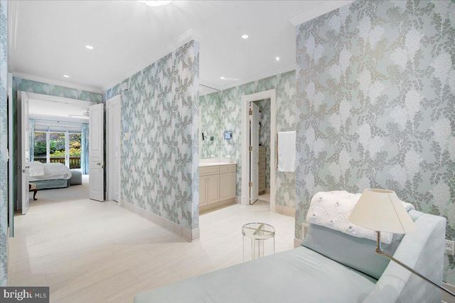 8917 HARVEST SQUARE CT, Potomac, MD 20854