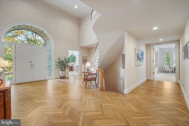 8917 HARVEST SQUARE CT, Potomac, MD 20854