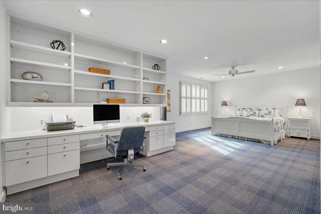 8917 HARVEST SQUARE CT, Potomac, MD 20854