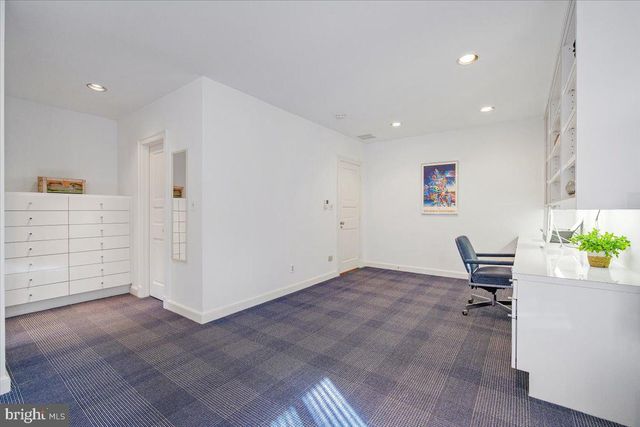 8917 HARVEST SQUARE CT, Potomac, MD 20854