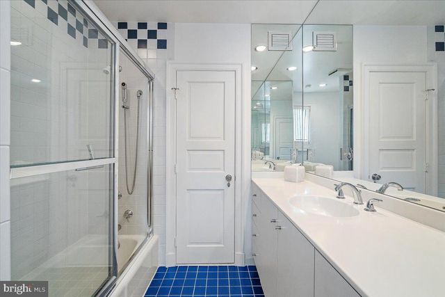 8917 HARVEST SQUARE CT, Potomac, MD 20854