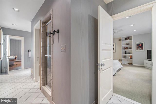 8917 HARVEST SQUARE CT, Potomac, MD 20854