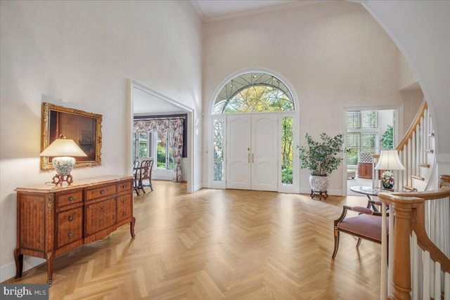 8917 HARVEST SQUARE CT, Potomac, MD 20854