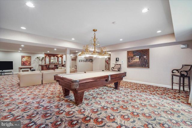 8917 HARVEST SQUARE CT, Potomac, MD 20854