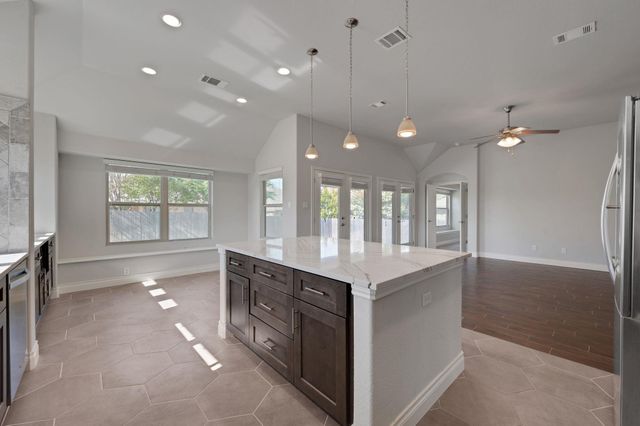 101 Lismore ST, Hutto, TX 78634