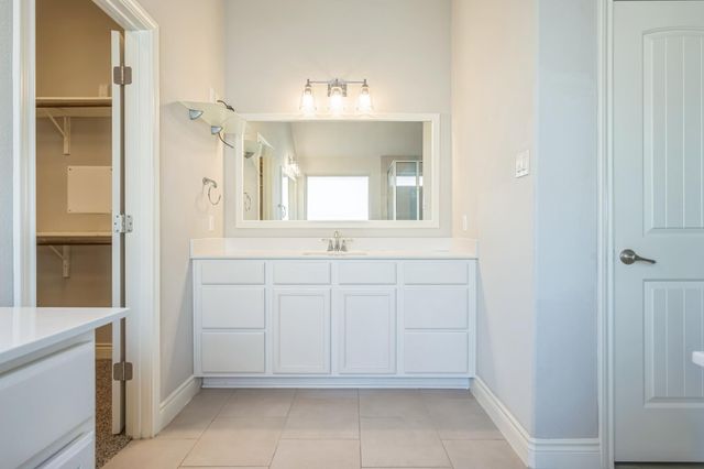 101 Lismore ST, Hutto, TX 78634