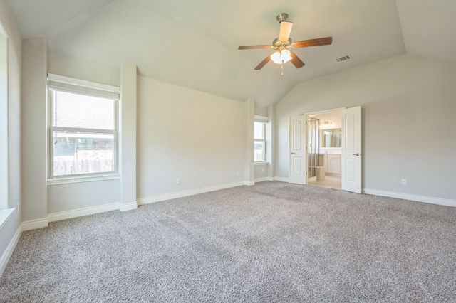 101 Lismore ST, Hutto, TX 78634