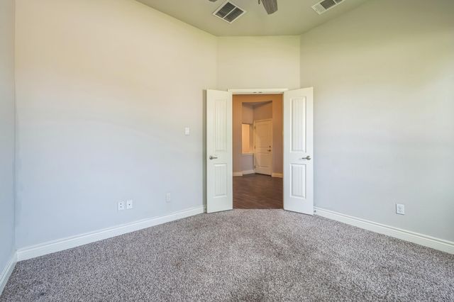 101 Lismore ST, Hutto, TX 78634