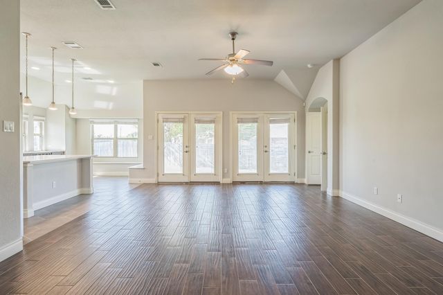 101 Lismore ST, Hutto, TX 78634