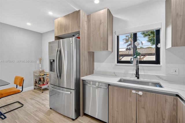 529 NE 109th St, Miami, FL 33161