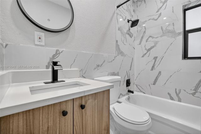 529 NE 109th St, Miami, FL 33161