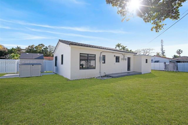 529 NE 109th St, Miami, FL 33161