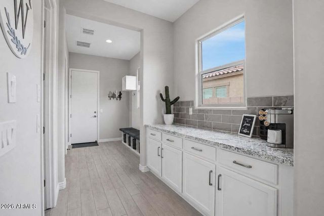 2573 E Mayberry Avenue, Gilbert, AZ 85297
