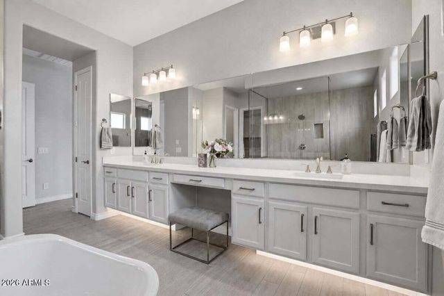 2573 E Mayberry Avenue, Gilbert, AZ 85297