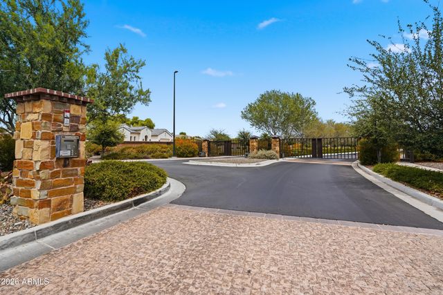 2573 E Mayberry Avenue, Gilbert, AZ 85297