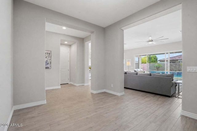 2573 E Mayberry Avenue, Gilbert, AZ 85297