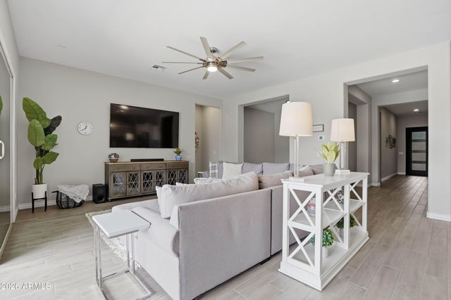2573 E Mayberry Avenue, Gilbert, AZ 85297