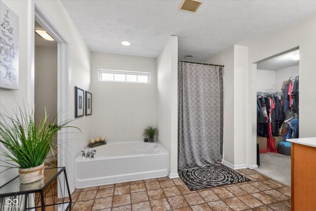 6678 Avalon Boulevard, Avon, IN 46123