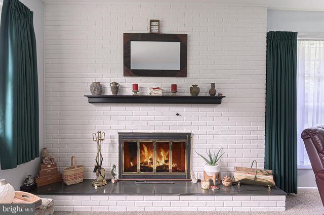 135 S SPRING RD, Vineland, NJ 08361