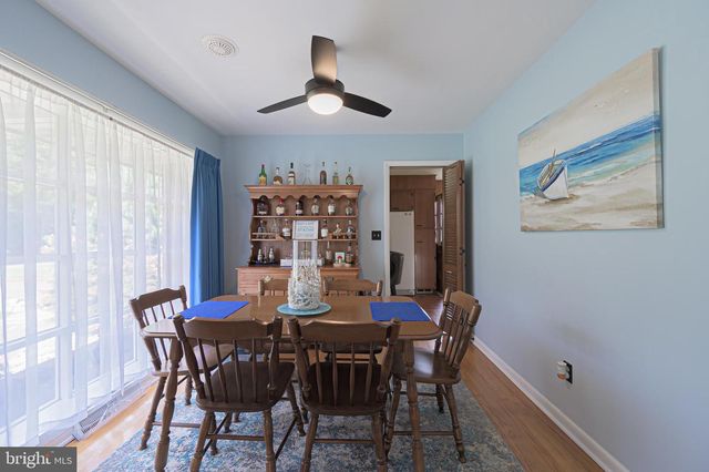 135 S SPRING RD, Vineland, NJ 08361