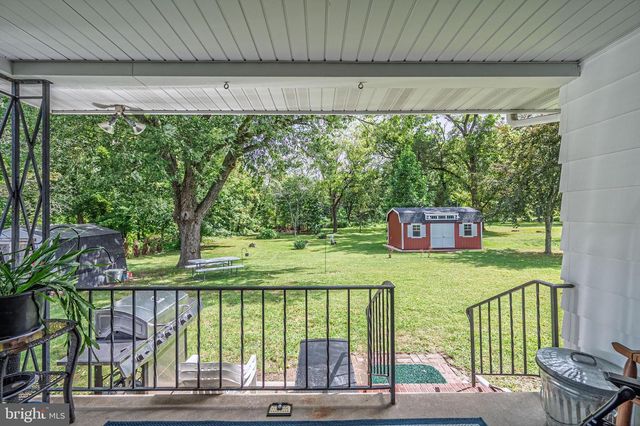 135 S SPRING RD, Vineland, NJ 08361