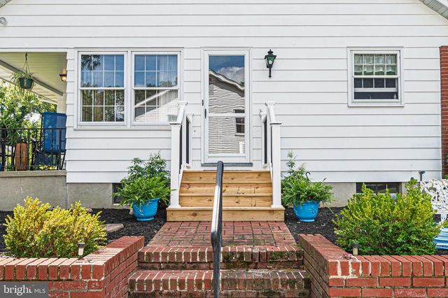135 S SPRING RD, Vineland, NJ 08361