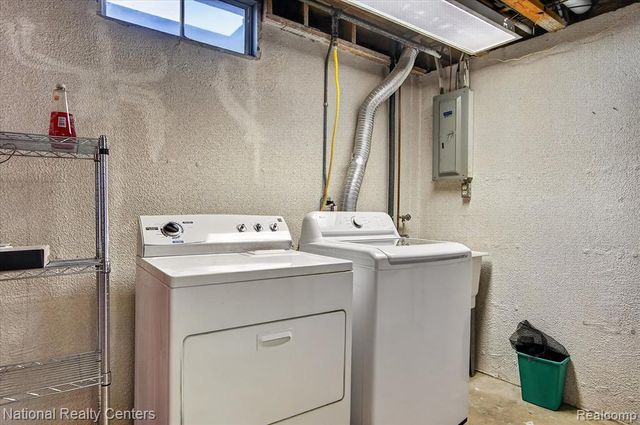 25245 Franklin Terrace 3, South Lyon, MI 48178