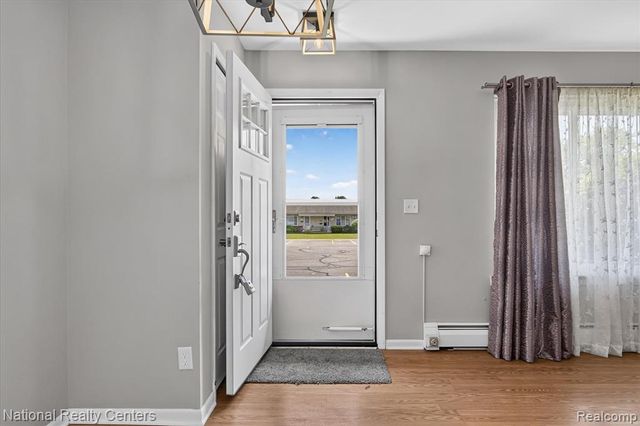 25245 Franklin Terrace 3, South Lyon, MI 48178