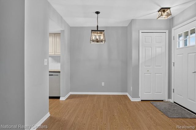 25245 Franklin Terrace 3, South Lyon, MI 48178