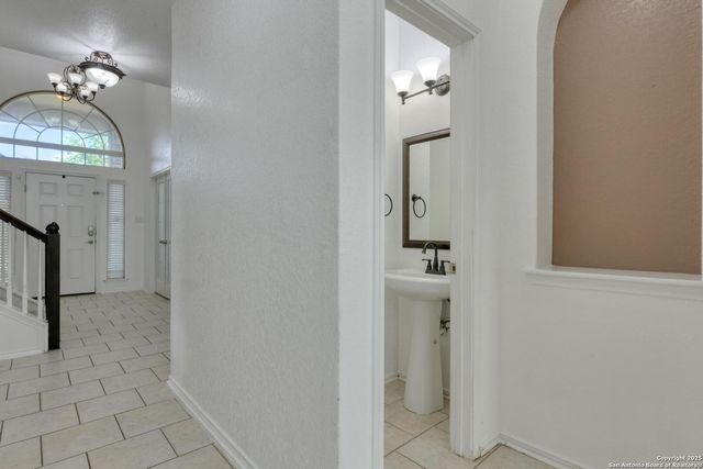 9842 Common Law, Converse, TX 78109