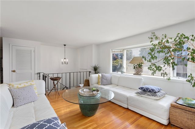 141 Redwood Road, Portsmouth, RI 02871