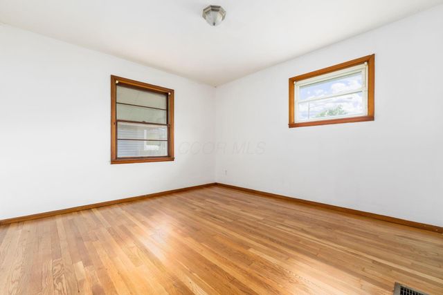 672 E Mithoff Street, Columbus, OH 43206