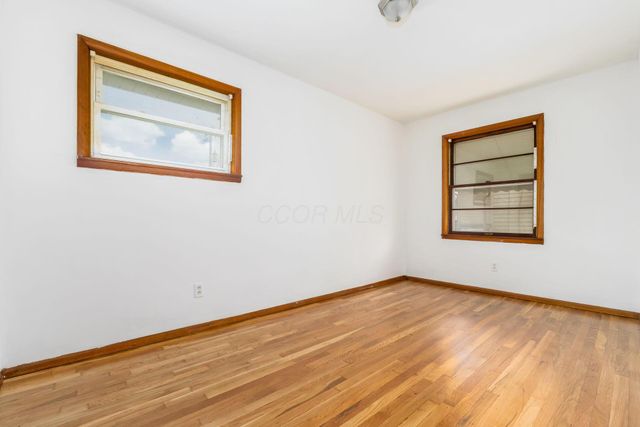 672 E Mithoff Street, Columbus, OH 43206