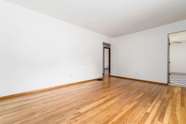 672 E Mithoff Street, Columbus, OH 43206