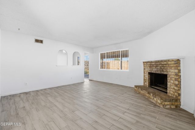 1530 Bob Smith Drive, El Paso, TX 79936