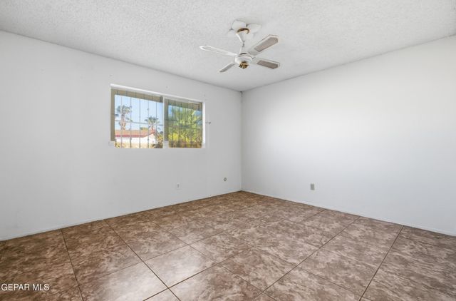 1530 Bob Smith Drive, El Paso, TX 79936