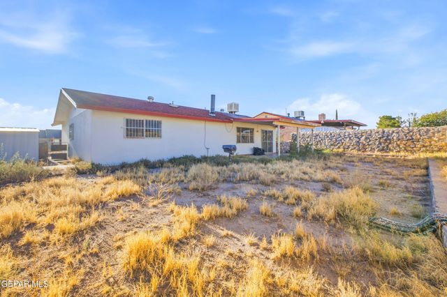 1530 Bob Smith Drive, El Paso, TX 79936