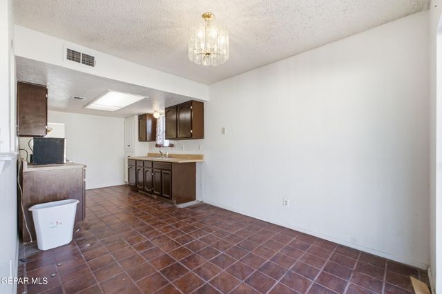 1530 Bob Smith Drive, El Paso, TX 79936