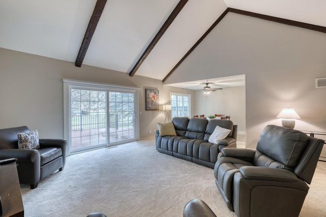 2324 Cumberland COURT, Mequon, WI 53092