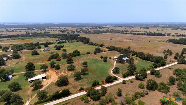 000 Cattlemens Row, Lockhart, TX 78644