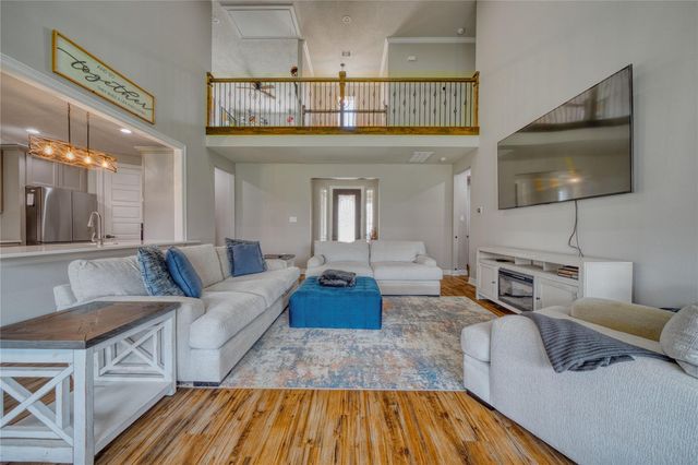 13510 Fallbrook Circle, Mont Belvieu, TX 77535