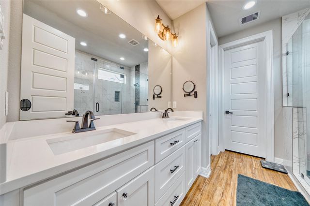 13510 Fallbrook Circle, Mont Belvieu, TX 77535
