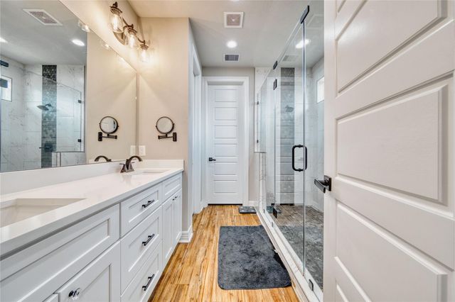 13510 Fallbrook Circle, Mont Belvieu, TX 77535