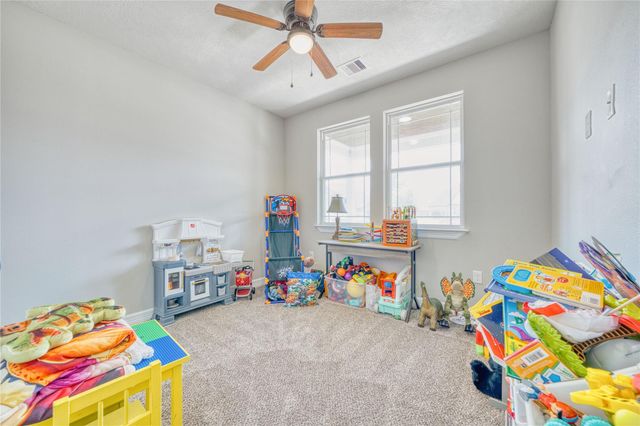 13510 Fallbrook Circle, Mont Belvieu, TX 77535