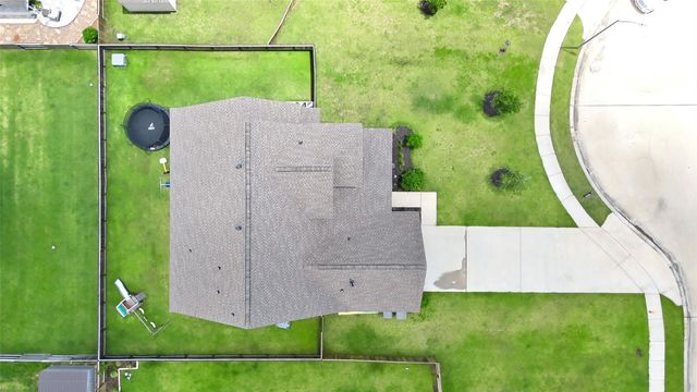 13510 Fallbrook Circle, Mont Belvieu, TX 77535