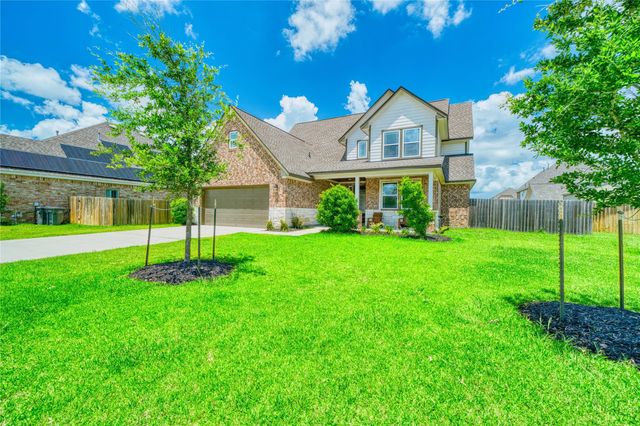 13510 Fallbrook Circle, Mont Belvieu, TX 77535