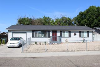 1327 SW 12th St, Ontario, OR 97914