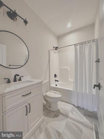 102 PINE ST, Crumpton, MD 21628