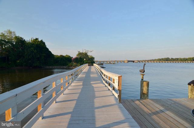 102 PINE ST, Crumpton, MD 21628